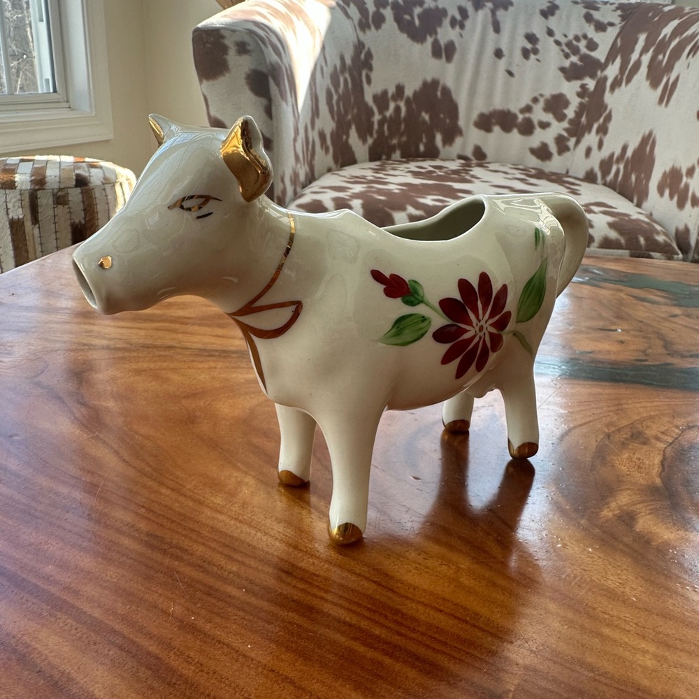 Vintage Cow Creamer